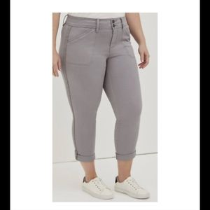 Torrid Like new sz 14 gray aviator crop